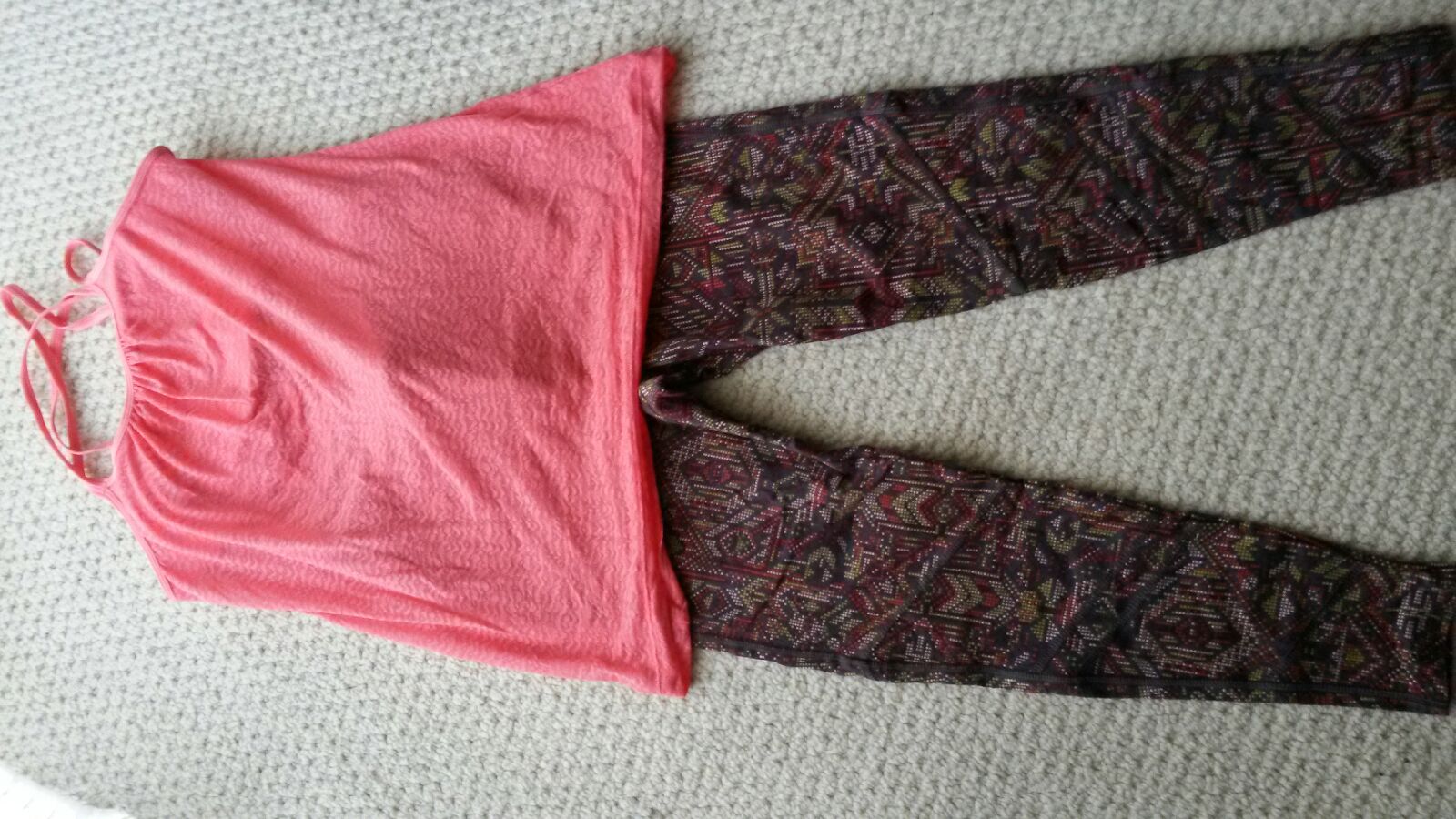 Cute yoga and pant combo