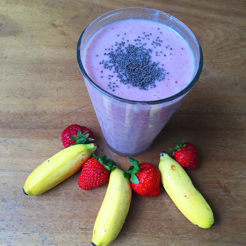 Pura Vida Banana Berry Smoothie