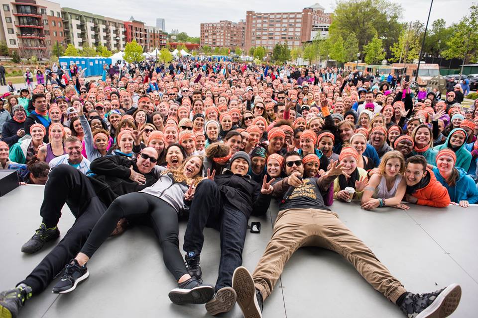 Wanderlust 108 selfie with the crowd
